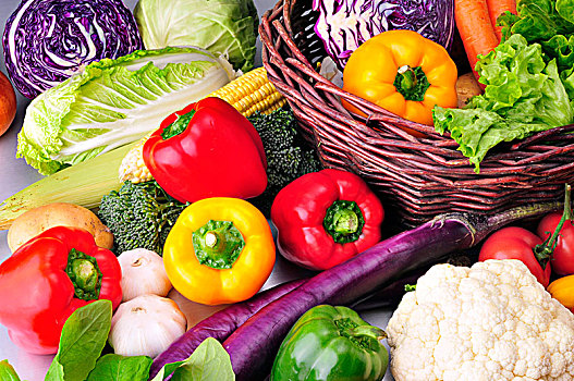 绿意启蒙 蔬菜认知卡片在幼儿园早教中的多元应用